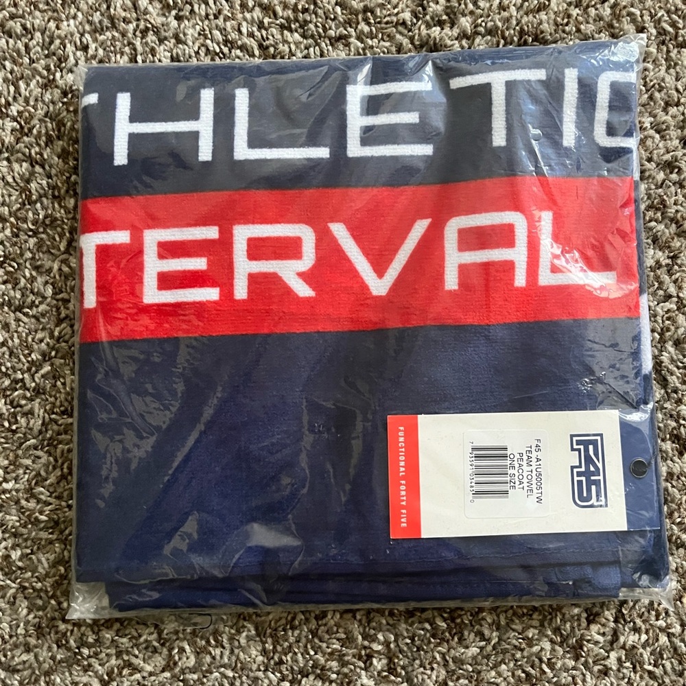 F45 towel